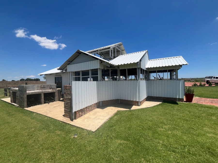 3 Bedroom Property for Sale in Klerksdorp Rural North West